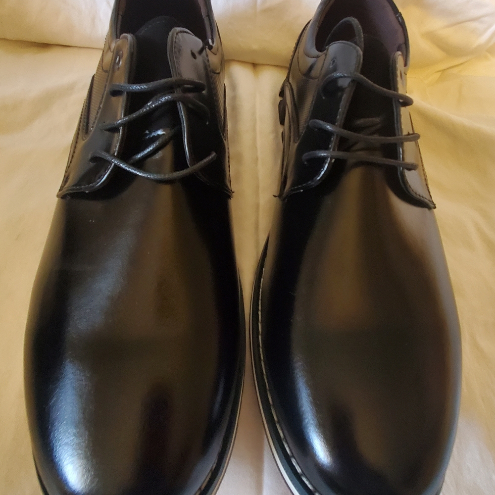 Black Leather Oxford & Derby Shoes